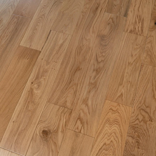 Classic Oak UV Lacquered Engineered Wood Flooring – Long Board