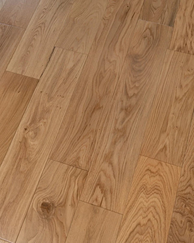 Classic Oak UV Lacquered Engineered Wood Flooring – Long Board