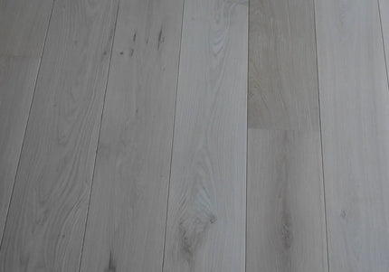 Classic Unfinished Engineered Oak Flooring | Pukka Flooring