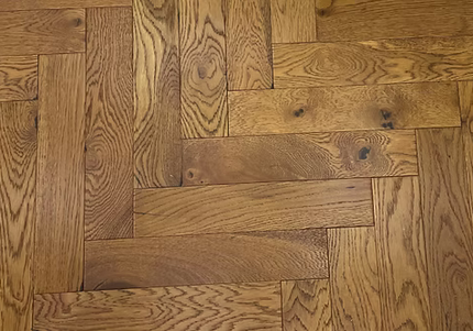 Golden Wheat Matt Lacquered Engineered Herringbone Flooring