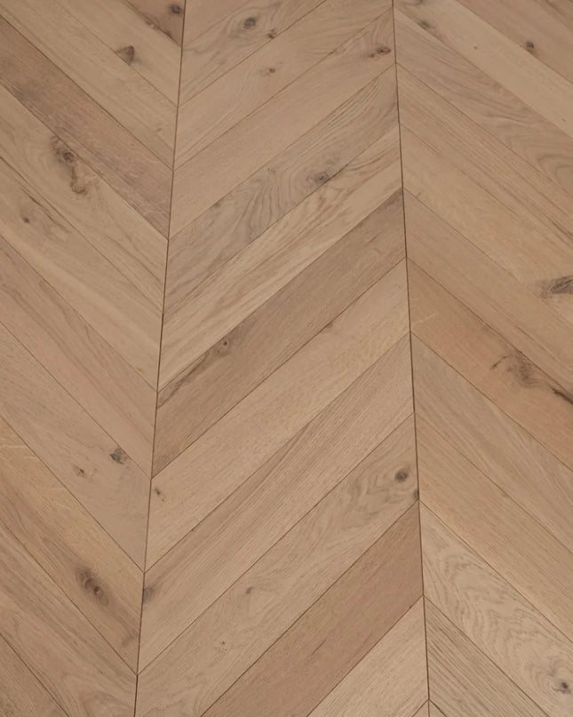 Classic Invisible Lacquered Engineered Chevron Oak Flooring