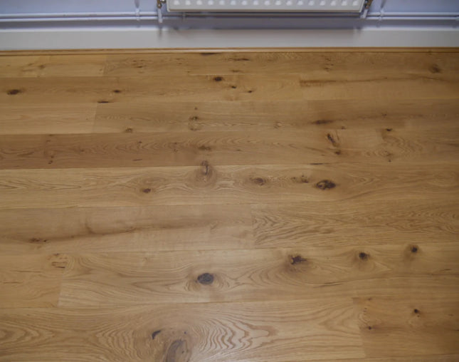 Smooth Oiled Engineered Oak Plank Flooring