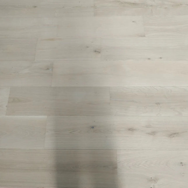 Classic Unfinished Grand Plank Engineered Oak Flooring