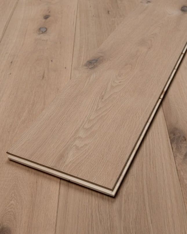 Classic Unfinished 3-Ply Engineered Oak Flooring