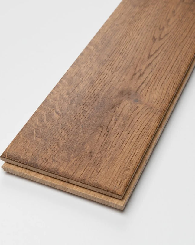 Golden Hand-scraped Distressed Solid Oak Flooring