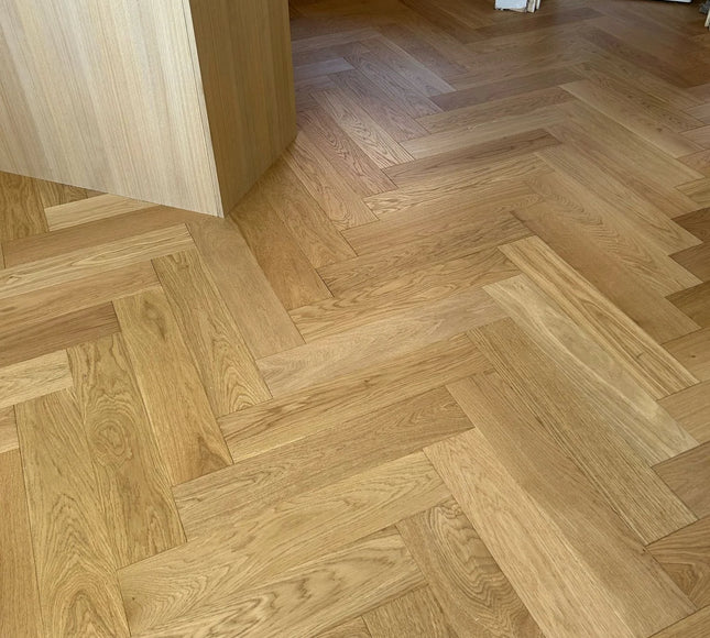Prime AB Natural Matt Lacquered Engineered Herringbone Flooring