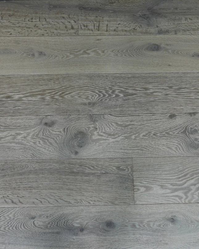 Heritage Distressed HB10 Engineered Oak Flooring
