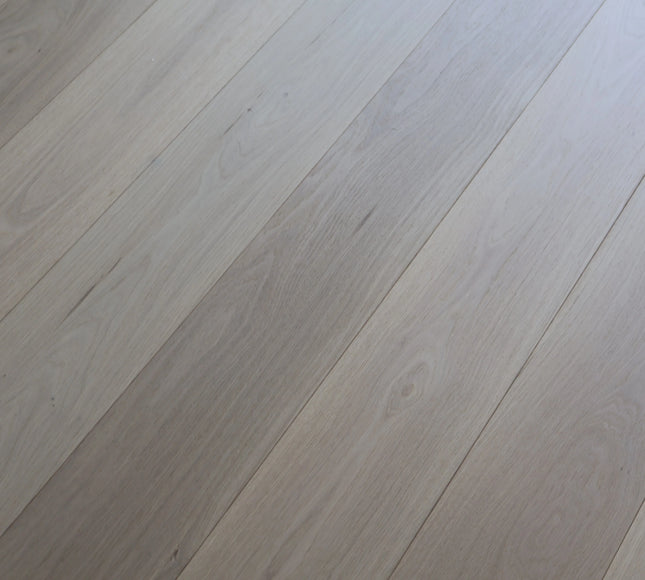 Invisible Finish Select ABC 3-Ply Engineered Oak Flooring