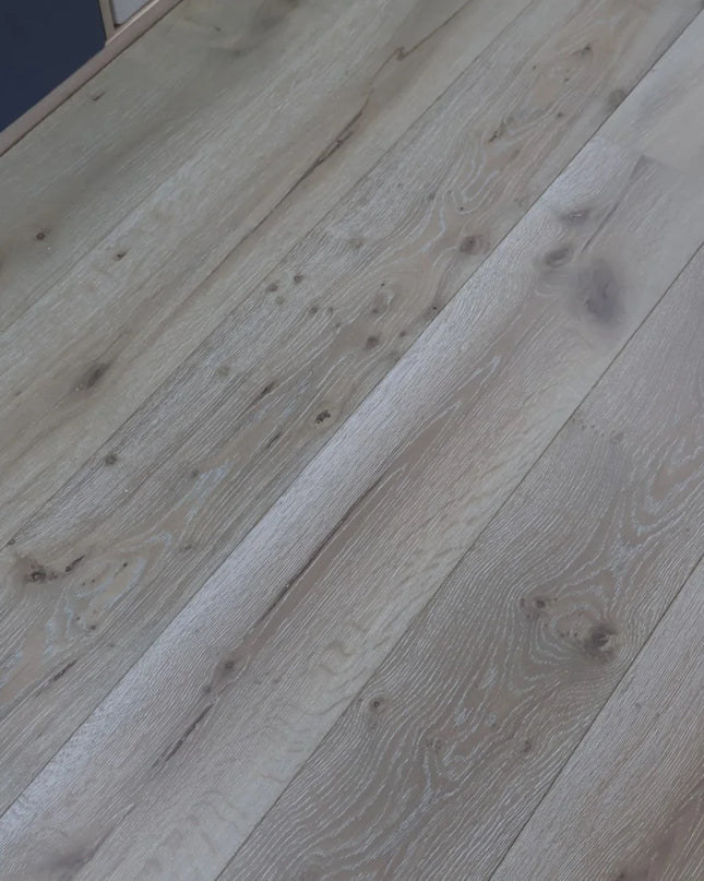Whiteleaf Grey Matt Lacquered Engineered Oak Flooring