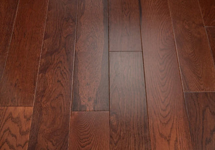 Walnut Stain Lacquered Classic Grade Engineered Oak Flooring