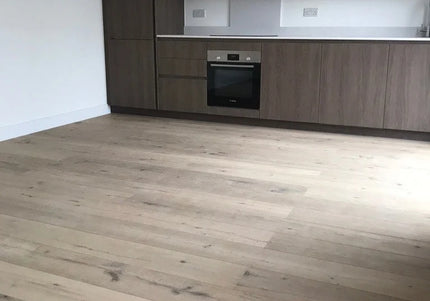 Invisible Lacquered Prime AB Grade Engineered Oak Flooring