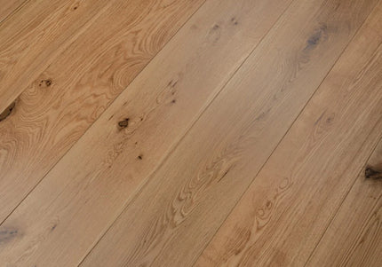 UV Lacquered Engineered Oak Flooring