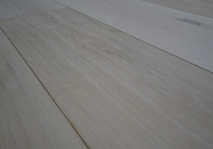 Classic Unfinished Statement Plank Engineered Oak Flooring
