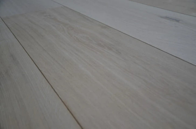 Classic Unfinished Statement Plank Engineered Oak Flooring