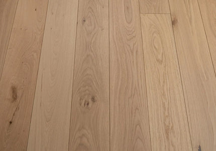 Invisible Finish Lacquered Engineered Oak Flooring