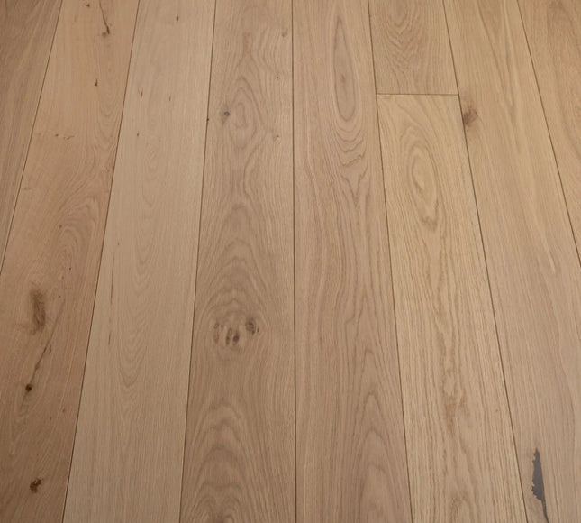 Invisible Finish Lacquered Engineered Oak Flooring