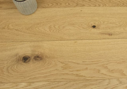 Natural Brushed Lacquered Prime AB Grade Engineered Oak Flooring