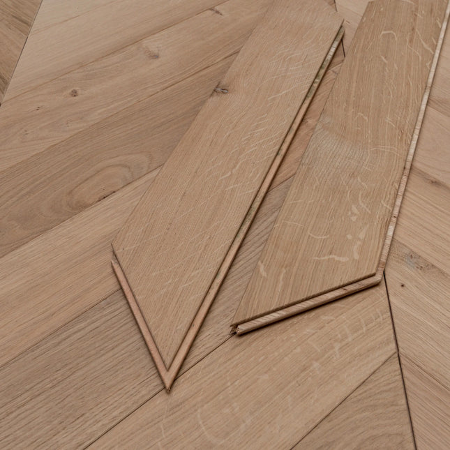 Classic Unfinished Engineered Chevron Oak Flooring