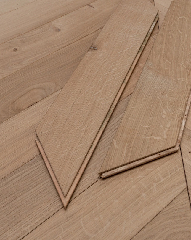 Classic Unfinished Engineered Chevron Oak Flooring