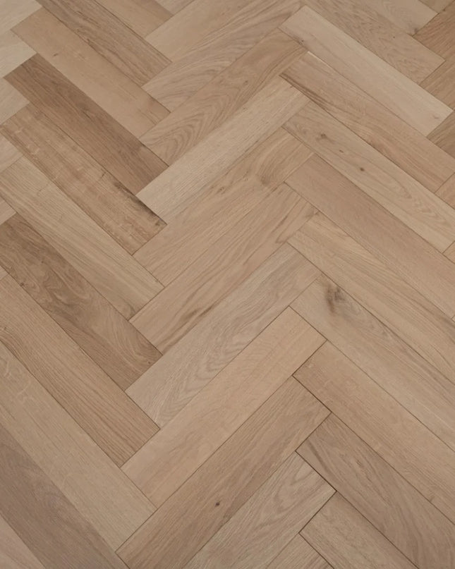 Heritage Unfinished Solid Oak Herringbone Flooring