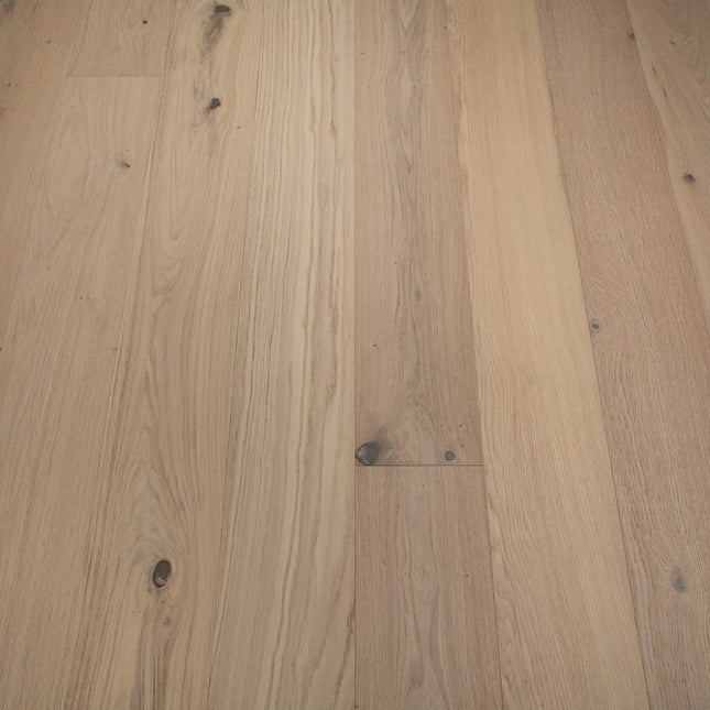 Invisible Finish Lacquered Hybrid Oak SPC Flooring