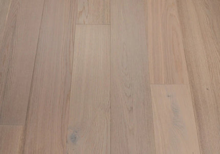Smoked White Brushed & Lacquered Hybrid Oak SPC Flooring