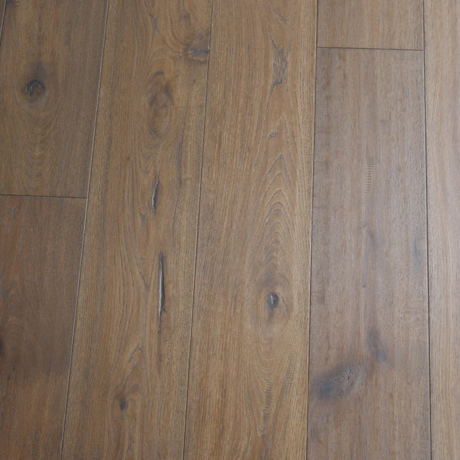 Handscraped Antique Light Brown Classic Grade Engineered Oak Flooring