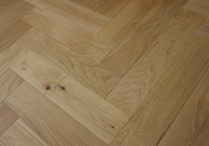 Natural Matt Lacquered Engineered Herringbone Flooring