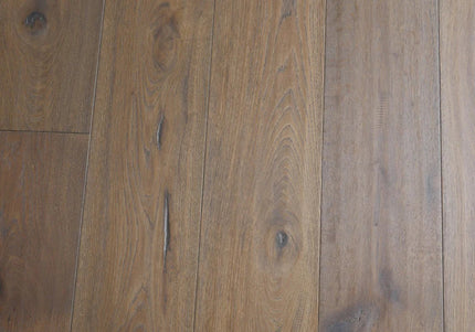 Handscraped Antique Oak Engineered Wood Flooring | Pukka Flooring