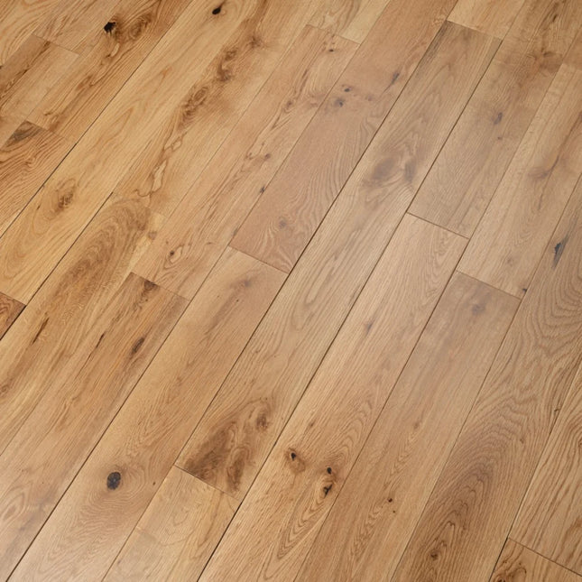 Heritage Oak UV Lacquered Solid Wood Flooring