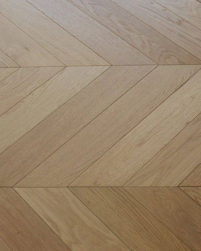 Prime AB Natural Matt Lacquered Engineered Chevron Oak Flooring
