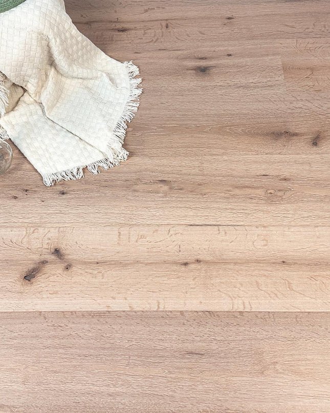 Cotton White Washed Matt Lacquered Engineered Oak Plank Flooring