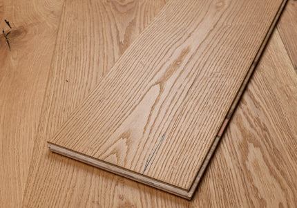 Signature Oak Classic Grade Natural Brushed Oiled Engineered Oak Flooring