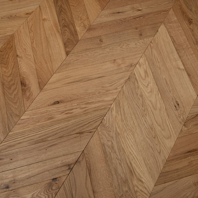 Classic Natural Matt Lacquered Engineered Chevron Oak Flooring