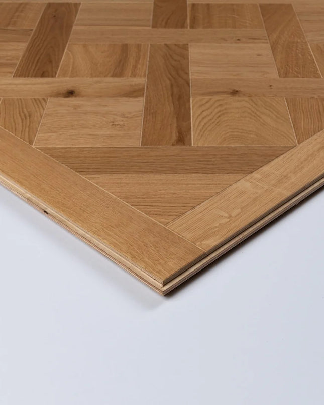 Brushed Natural Lacquered Versailles Engineered Oak Flooring