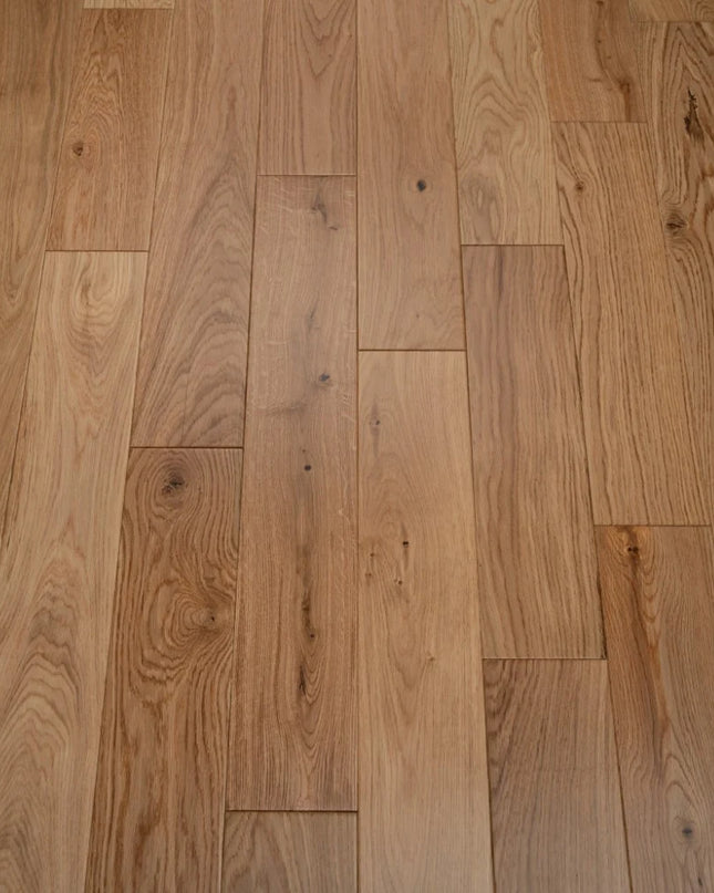 Classic Oak UV Lacquered Engineered Wood Flooring – DIY Box