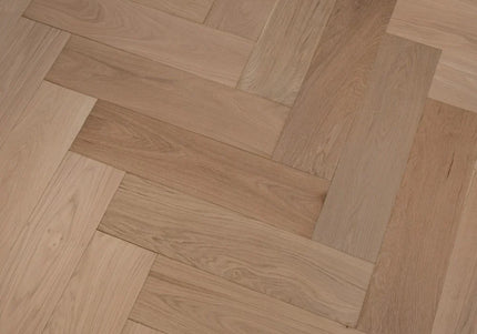 Prime AB Invisible Finish Lacquered Click Engineered Herringbone Flooring