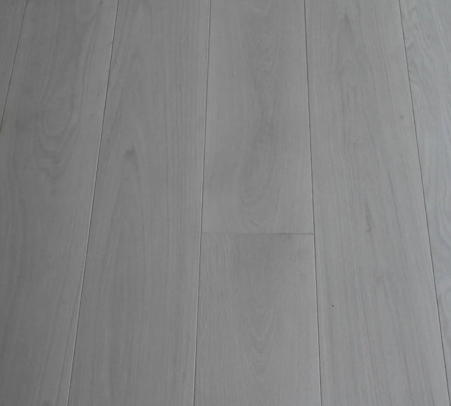 Select Grade Unfinished Engineered Oak Flooring