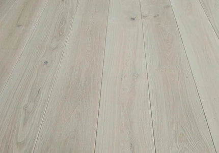 Classic Unfinished Engineered Oak Flooring (20/6mm x 190 x 1900mm, Multiply T&G)