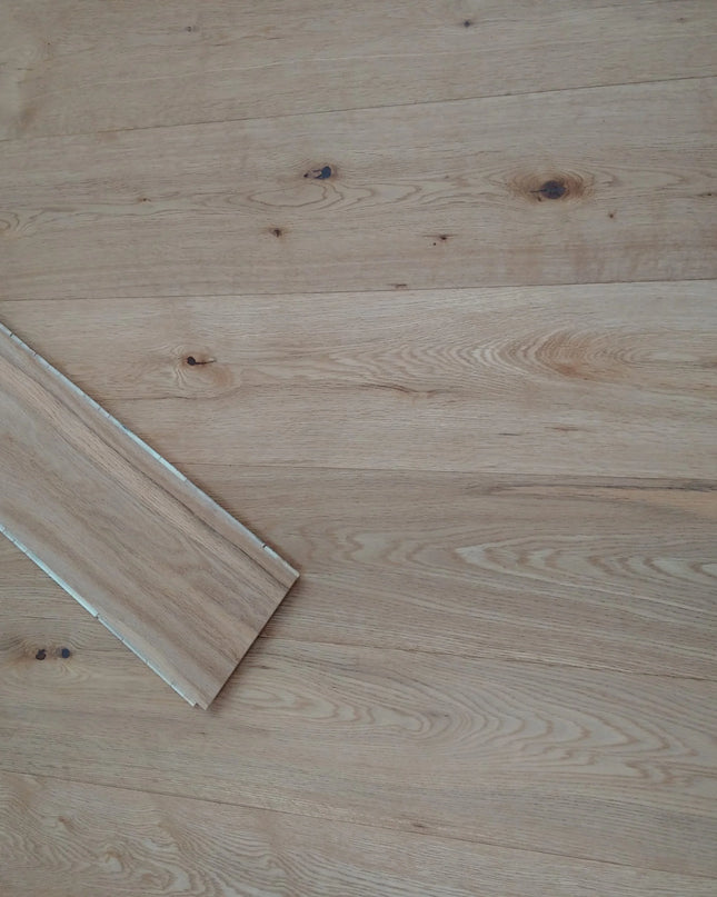 Brushed Matt Lac Engineered Oak Flooring | Pukka Flooring