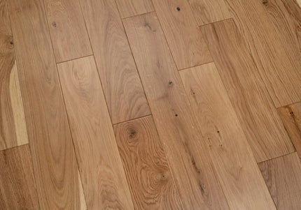 Classic Oak UV Lacquered Engineered Wood Flooring – DIY Box