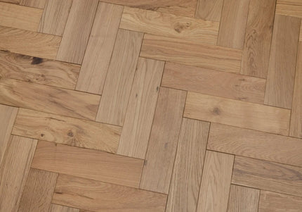 Natural Brushed Lacquered Engineered Herringbone Flooring