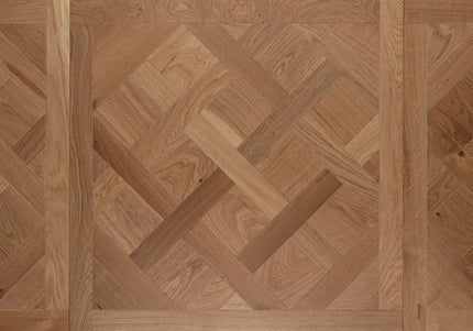 Brushed Natural Lacquered Versailles Engineered Oak Flooring