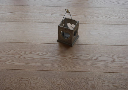 Natural Brushed Lacquered Prime AB Engineered Oak Flooring