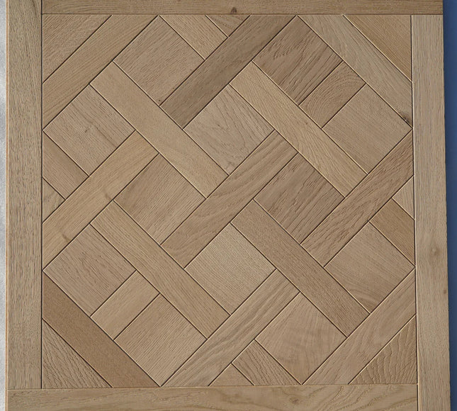 Engineered Wood Versailles Panels – Classic Grade, Brushed Natural Oiled 15mm x 600mm x 600mm | Pukka Flooring