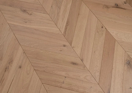 Classic Invisible Lacquered Engineered Chevron Oak Flooring
