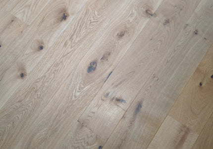 Smooth Oiled Engineered Oak Plank Flooring