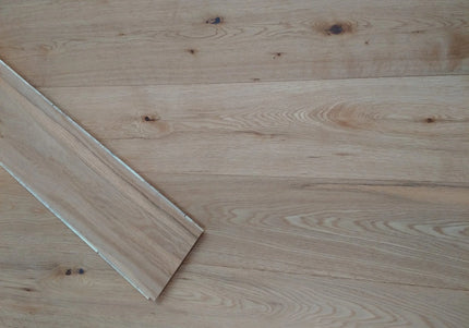 Brushed Matt Lacquered Click Engineered Oak Flooring