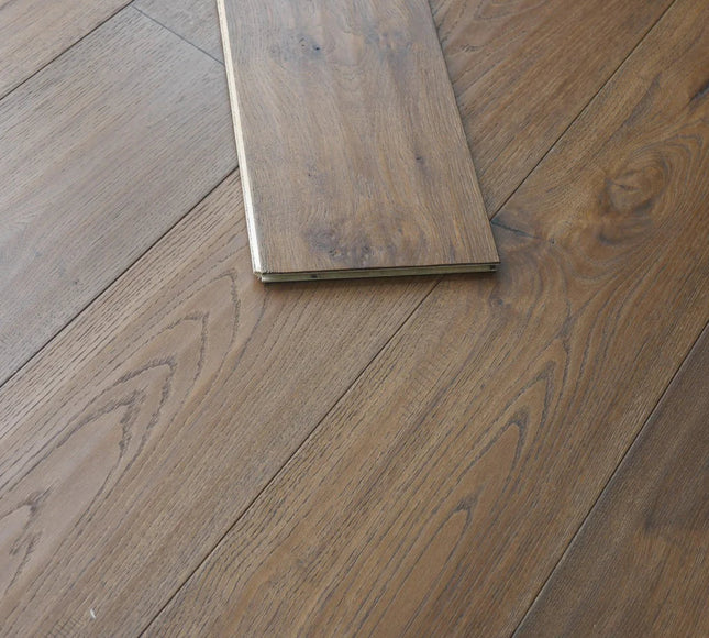 Handscraped Antique Oak Engineered Wood Flooring | Pukka Flooring