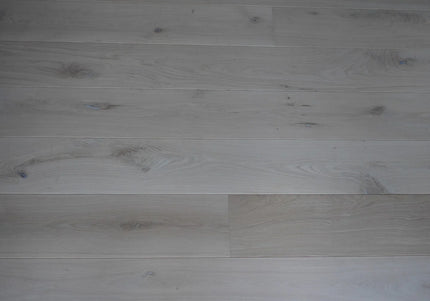 Classic Unfinished Engineered Oak Flooring (20/4mm x 260 x 2200mm, Multiply T&G)